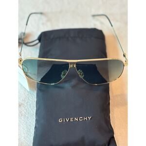 Brand New Givenchy Sunglasses - GV40106U 30P Size 64-7-145*2 B